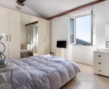 Italy Liguria Bonassola vacation rental compare prices direct by owner 24885245