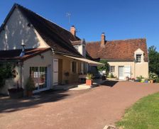 France Centre Saint-Hippolyte vacation rental compare prices direct by owner 12989837