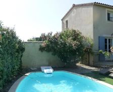 France Gard Pont-Saint-Esprit vacation rental compare prices direct by owner 26925514