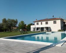 Italy Campania Castelvenere vacation rental compare prices direct by owner 26904382