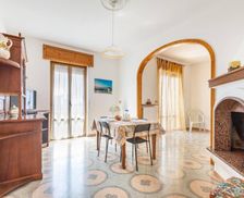 Italy Apulia Salve vacation rental compare prices direct by owner 28435154