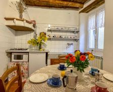 Italy Liguria Pietrabuona vacation rental compare prices direct by owner 26739201