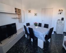 Italy Liguria Vado Ligure vacation rental compare prices direct by owner 26673279