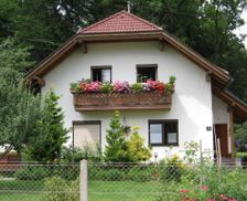 Austria Upper Austria Laakirchen vacation rental compare prices direct by owner 13658149