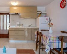 Croatia Cres Island Štivan vacation rental compare prices direct by owner 6258251