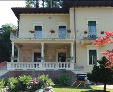 Italy Lombardy Ghirla vacation rental compare prices direct by owner 13841877