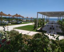 Italy Campania Mondragone vacation rental compare prices direct by owner 18656262