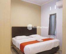 Indonesia Sumatra Jambi vacation rental compare prices direct by owner 14307546