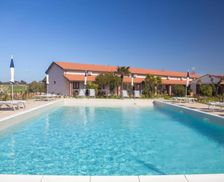 Italy Tuscany Marina di Cecina vacation rental compare prices direct by owner 26828450