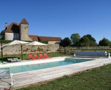 France Auvergne-Rhône-Alpes Le Brethon vacation rental compare prices direct by owner 6467354