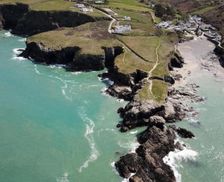 United Kingdom Cornwall Port Isaac vacation rental compare prices direct by owner 14134924