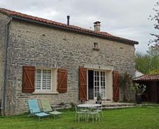 France Nouvelle-Aquitaine Verteuil-sur-Charente vacation rental compare prices direct by owner 26945457