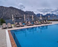 Italy Veneto Malcesine vacation rental compare prices direct by owner 14037063