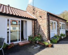 United Kingdom East Riding of Yorkshire Bridlington vacation rental compare prices direct by owner 4292072