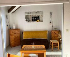 France Languedoc-Roussillon Saint-Cyprien-Plage vacation rental compare prices direct by owner 29496055