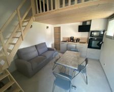 France Champagne - Ardenne Landreville vacation rental compare prices direct by owner 27777614