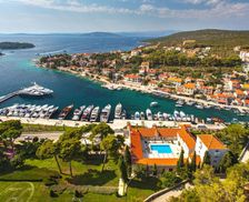 Croatia Solta Island Maslinica vacation rental compare prices direct by owner 14758033