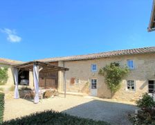 France Deux-Sèvres Xaintray vacation rental compare prices direct by owner 12990823