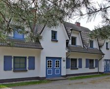 Germany Mecklenburg-Pomerania Neuhaus vacation rental compare prices direct by owner 28435139