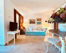 Italy Sardinia Baja Sardinia vacation rental compare prices direct by owner 28419255