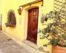 Italy Tuscany Rosignano Marittimo vacation rental compare prices direct by owner 27042629