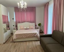 Italy Lombardy Rezzato vacation rental compare prices direct by owner 25936946