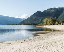 Canada British Columbia Sicamous vacation rental compare prices direct by owner 11923900