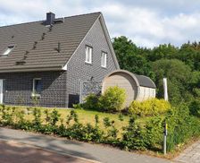 Germany Mecklenburg-Pomerania Lenz vacation rental compare prices direct by owner 27480375