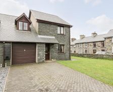 United Kingdom Gwynedd Blaenau-Ffestiniog vacation rental compare prices direct by owner 17800385