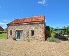 United Kingdom Norfolk Saxlingham vacation rental compare prices direct by owner 27529917