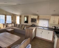 United Kingdom Lincolnshire Mablethorpe vacation rental compare prices direct by owner 28851735