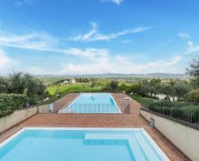 Italy Tuscany Asciano (SI) vacation rental compare prices direct by owner 29908771