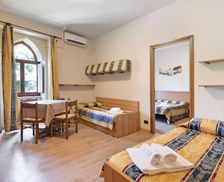 Italy Liguria Moneglia vacation rental compare prices direct by owner 15409595