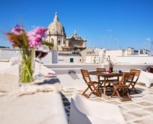 Italy Apulia Monopoli vacation rental compare prices direct by owner 28463101