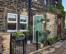 United Kingdom Peak District Holmfirth vacation rental compare prices direct by owner 11678320