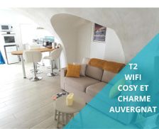 France Auvergne Champeix vacation rental compare prices direct by owner 26333864