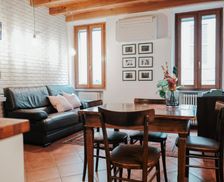 Italy Emilia-Romagna Reggio Emilia vacation rental compare prices direct by owner 27080578
