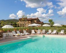 Italy Umbria Piegaro vacation rental compare prices direct by owner 26977142