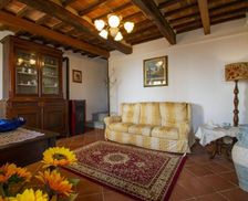 Italy Provincia di Lucca Petrognano vacation rental compare prices direct by owner 5002821