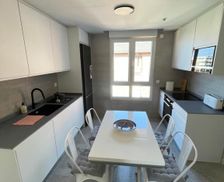 Spain Cantabria Somo vacation rental compare prices direct by owner 32575093