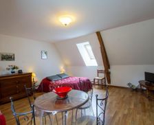 France Aquitaine Carlux vacation rental compare prices direct by owner 29081967