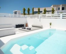 Greece Santorini Imerovigli vacation rental compare prices direct by owner 28998814