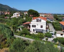 Italy Liguria Cisano sul Neva vacation rental compare prices direct by owner 13744948