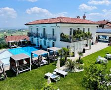 Italy Piedmont Cisterna dʼAsti vacation rental compare prices direct by owner 26657141