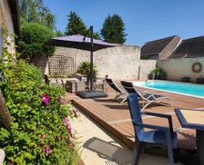 France Centre Veigné vacation rental compare prices direct by owner 14219345