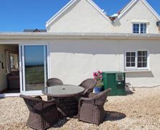 United Kingdom Glamorgan Oxwich vacation rental compare prices direct by owner 26334181