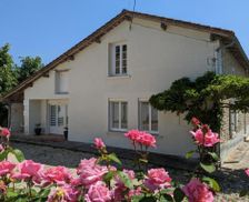 France  Montboyer vacation rental compare prices direct by owner 26640907