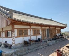 South Korea Jeollabuk-Do Buan vacation rental compare prices direct by owner 26860492