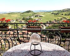 Italy Piedmont Castellinaldo vacation rental compare prices direct by owner 26391415