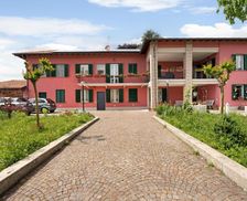 Italy Lombardy Brebbia vacation rental compare prices direct by owner 29286779